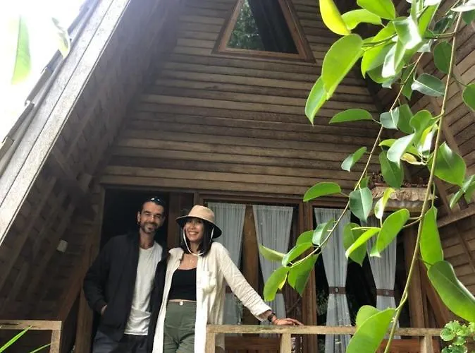 Villa Kubu Penida Tanglad